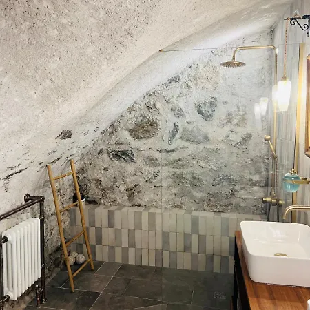 Apartamento Superbe Au Chateau D'allaman De 80m2
