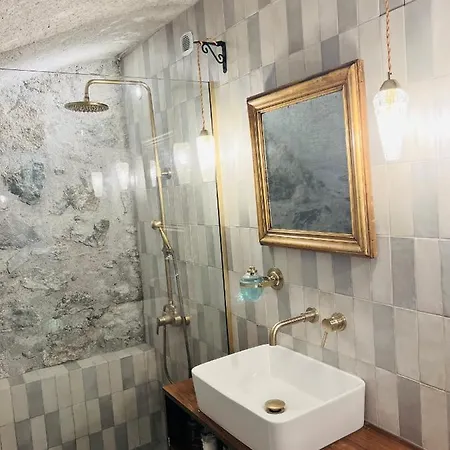 Superbe Au Chateau D'allaman De 80m2 Lugrin