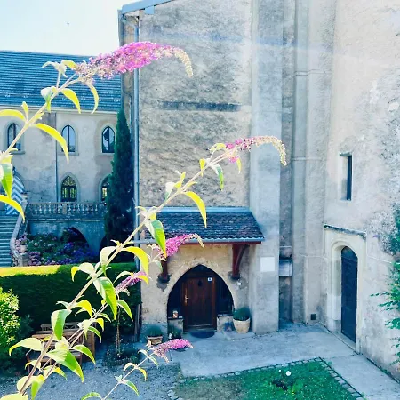 Apartament Superbe Au Chateau D'allaman De 80m2