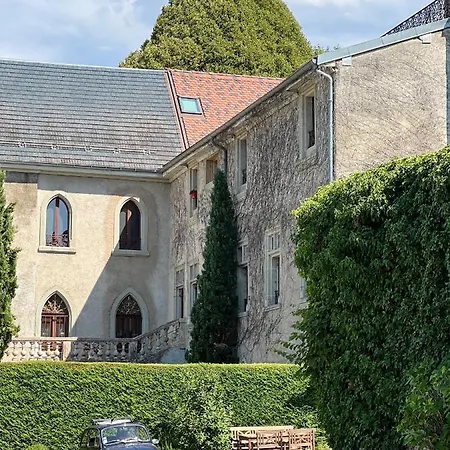 Superbe Au Chateau D'allaman De 80m2 *